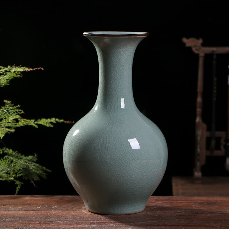 Celadon Crackle Glaze Porcelain Vase detail 7